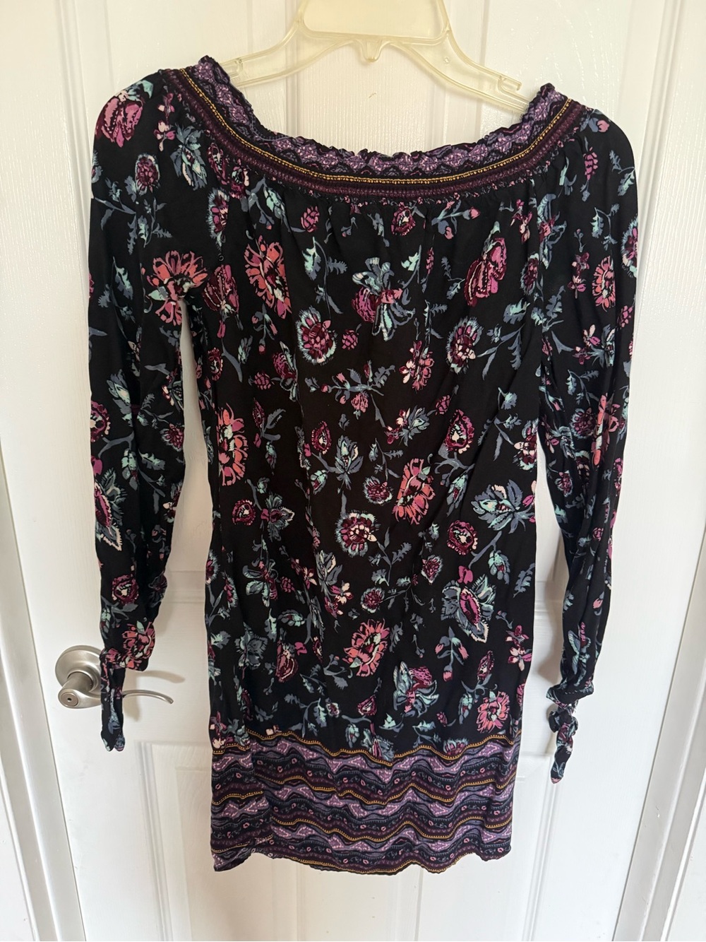 beachlunchlounge Black Floral Off-Shoulder Tunic with Pink and Teal Accents